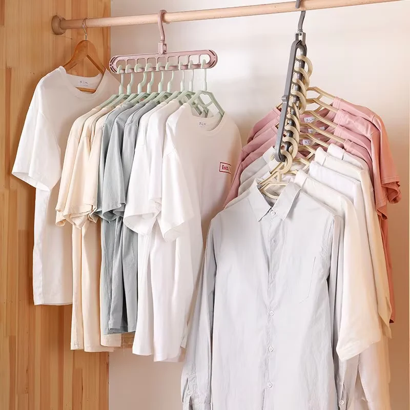 9-in-1 Smart Hanger Pro